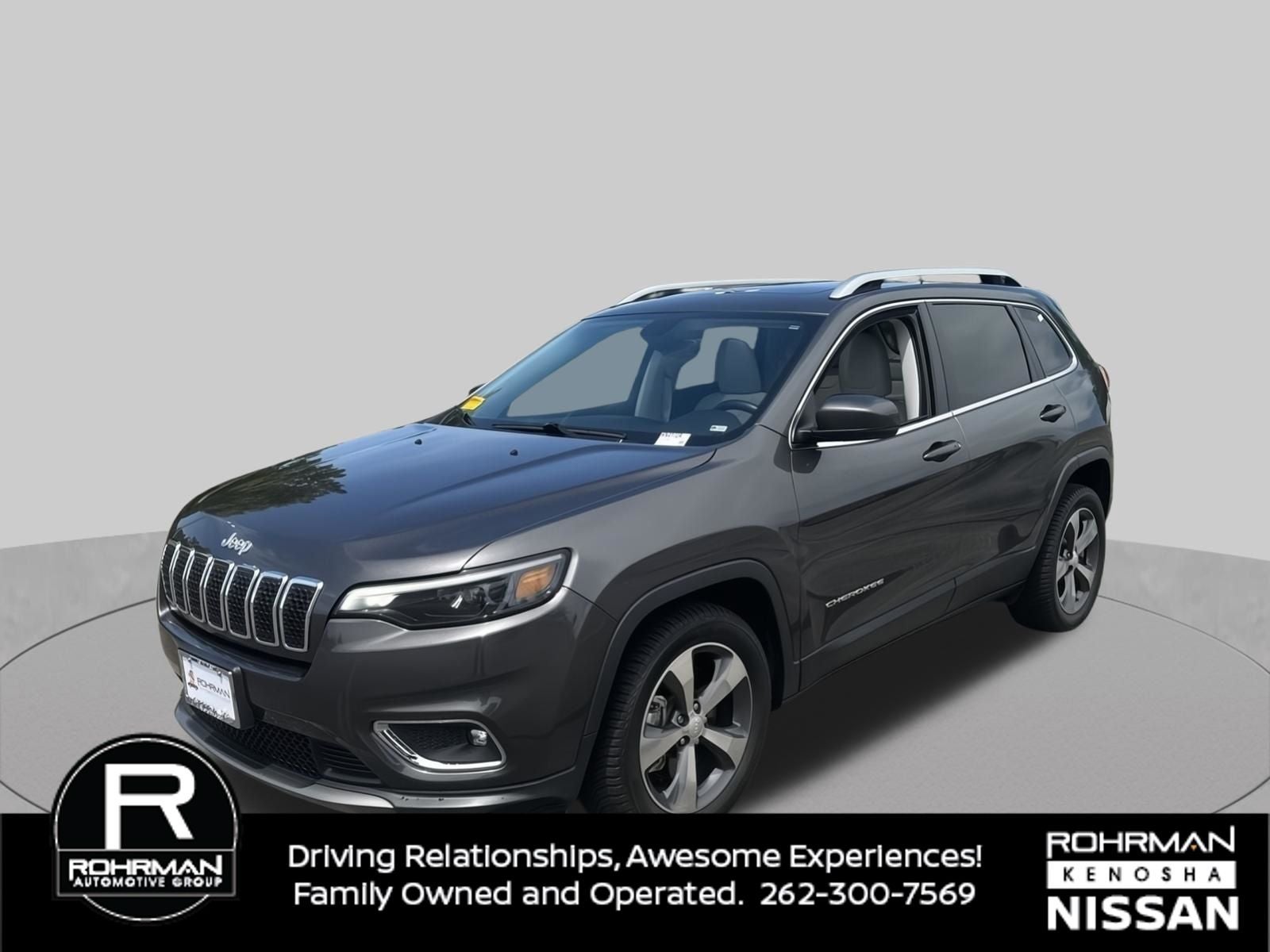 2019 Jeep Cherokee Limited 3.2L V6 in Granite Crystal Metallic Clearcoat — front three-quarter view
