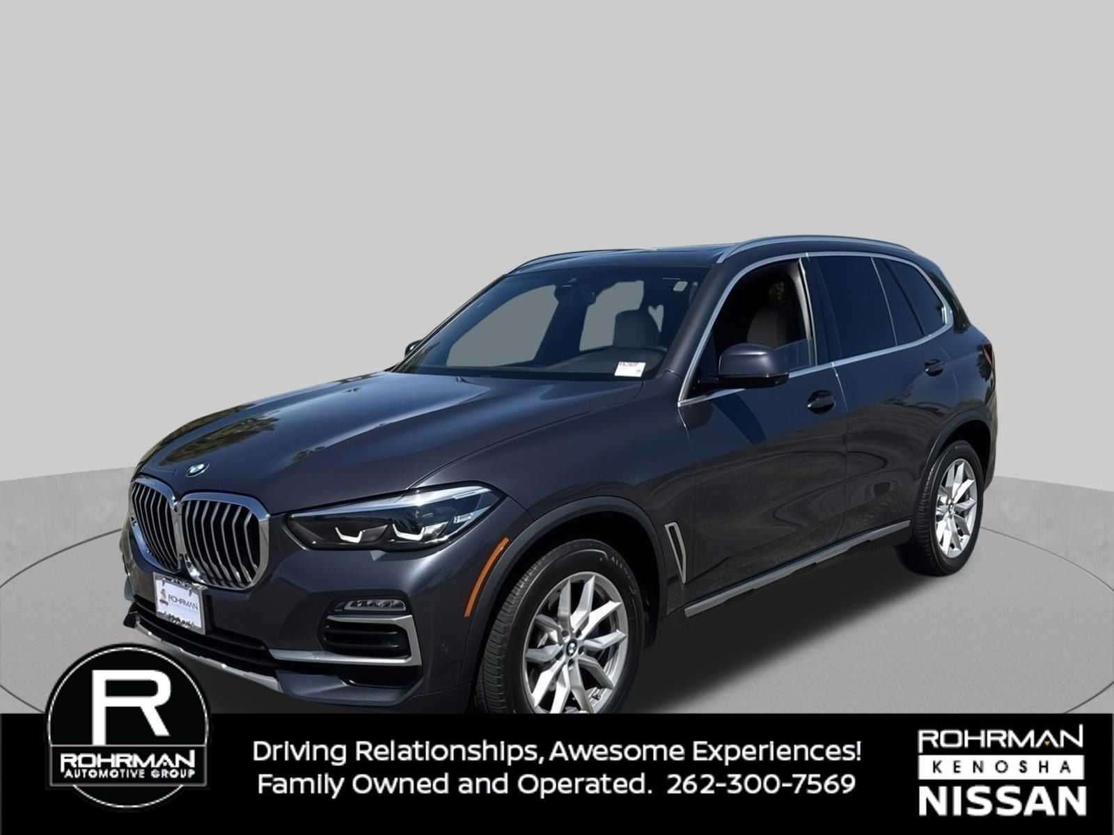 2021 BMW X5 xDrive40i in Arctic Gray Metallic — front three-quarter view